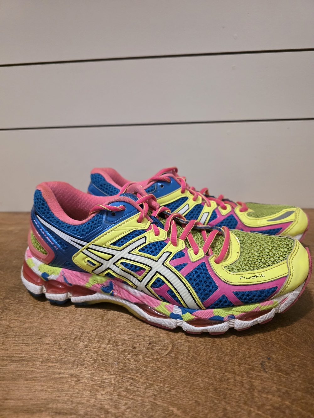 ASICS Neon Yellow, Blue & Pink Running Shoes Size 8 - Picture 2 of 7